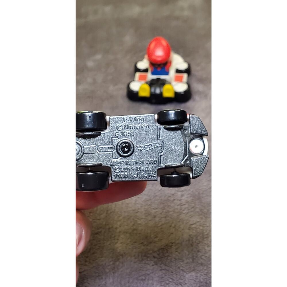Hot Wheels Nintendo Kart Princess Peach P-Wing /Super Mario Kart McDonald's Toy3 - Picture 5 of 6